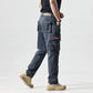 Herrenhose in gerader Passform mit Taschen