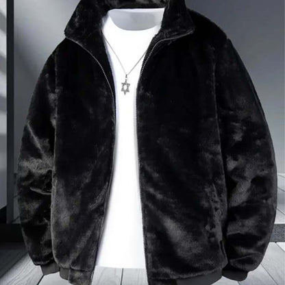 Bequeme Jacke mit Stehkragen und verstärkter Fütterung
