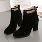 Damen-Stiefeletten mit spitzer Spitze und klobigem Absatz