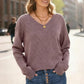Pullover mit V-Ausschnitt und Lochmusterstrick