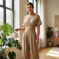 Kurzärmeliger Jumpsuit für Damen mit Stehkragen und weitem Bein