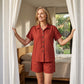 2-teiliges Set aus Damen-Hemd mit Knopfleiste und Shorts