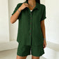 2-teiliges Set aus Damen-Hemd mit Knopfleiste und Shorts
