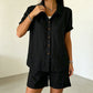 2-teiliges Set aus Damen-Hemd mit Knopfleiste und Shorts