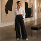 Ein absolutes Must-have🔥👖 Leichte Hose aus einem Leinen-Mix – mit fließendem Fall und klassisch geradem Bein, ideal für die Arbeit oder das Wochenende