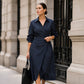 🔥Frühherbst-Sonderangebote – Midi-Shirtkleid für Damen mit Reverskragen und Taschen